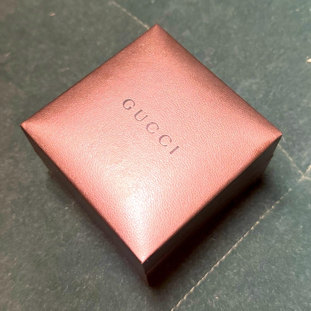 Vintage Gucci gift/watch box